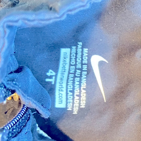 EUC Spring Nike Jacket - Picture 3 of 3